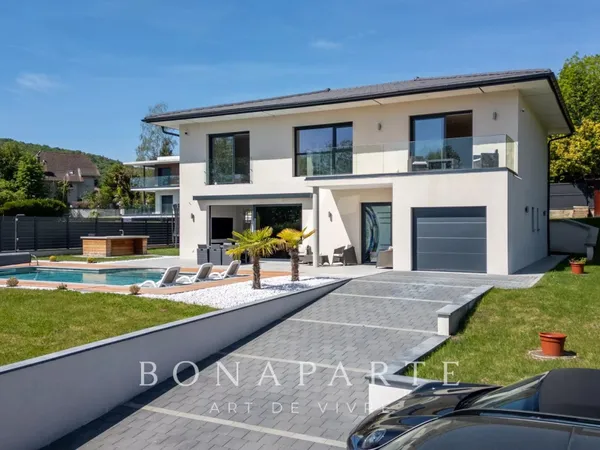 DIVONNE-LES-BAINS - MAISON CONTEMPORAINE DE PRESTIGE - PISCINE &