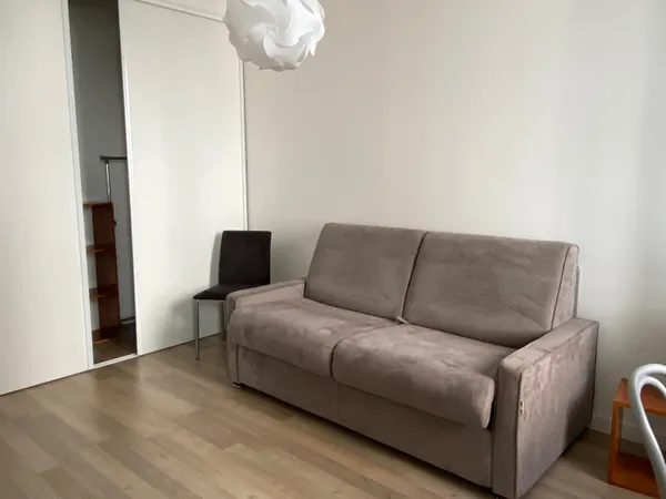 Loue appartement 33m² meublé, équipé Marseille 5ème