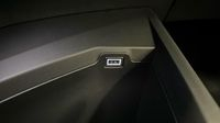 Peugeot 5008 Hybrid 145ch Allure e-DCS6 — photo 30