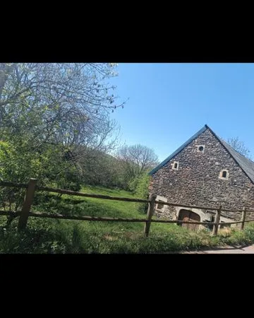 Local d’activité et entrepôt Vente Valette 2p 300m² 38000€