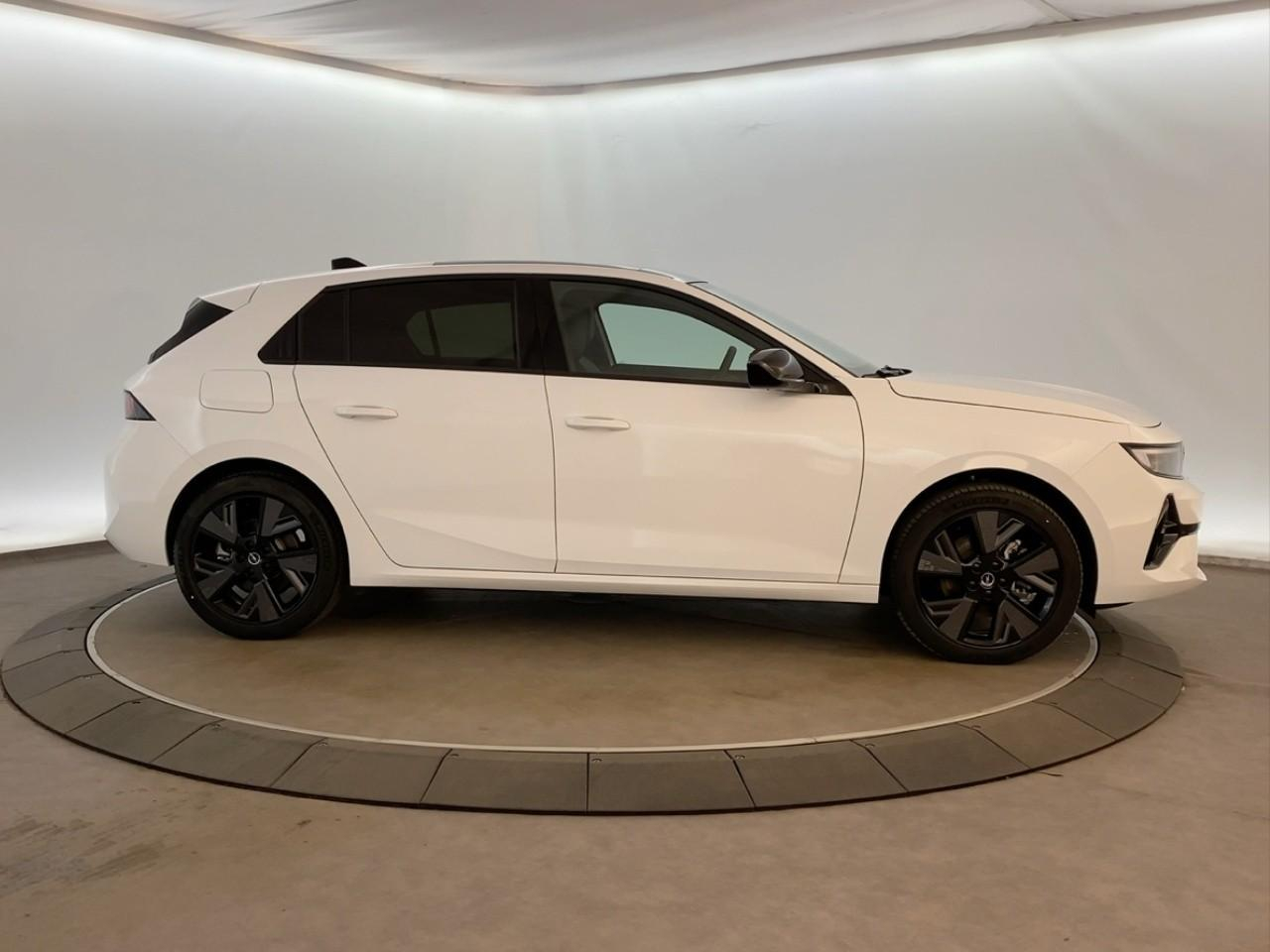Opel Astra electrique 156 ch & batterie 54 kwh gs — photo 4