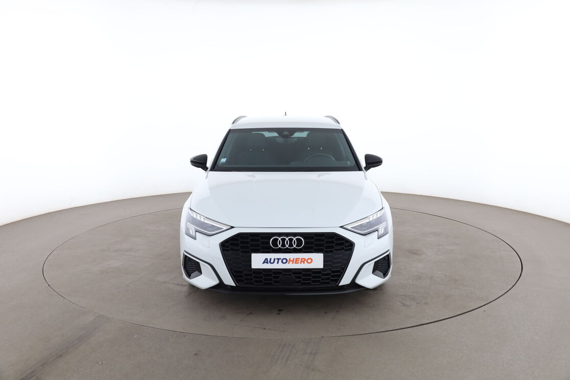 Audi A3 Sportback 40 e-tron Design Luxe S Tronic — photo 8