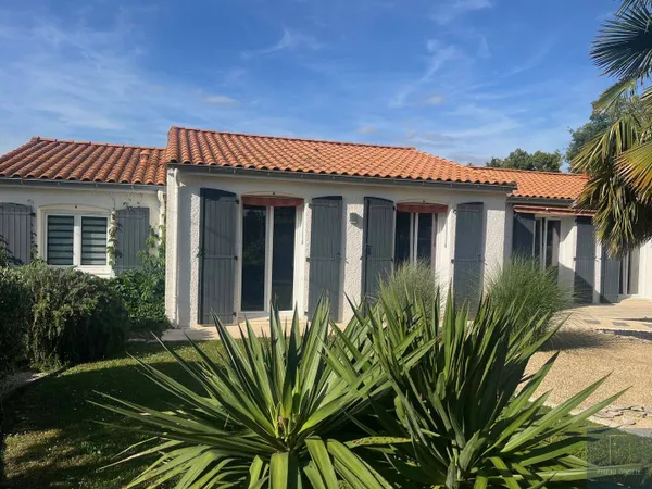 Maison de plain-pied 5 pièces 127 m²
