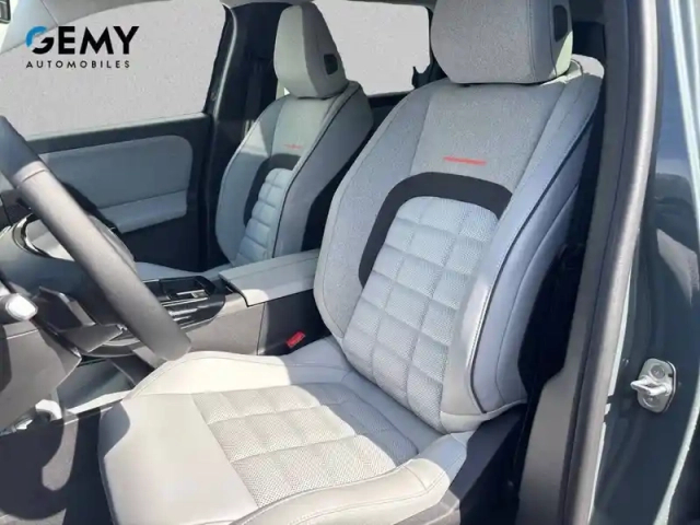 Citroën C5 Aircross hybride rechargeable 195 ch e-eat7 — photo 9