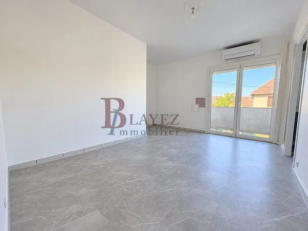 BEL APPARTEMENT T3 ENTIÈREMENT RÉNOVÉ AVEC BALCON, GARAGE,