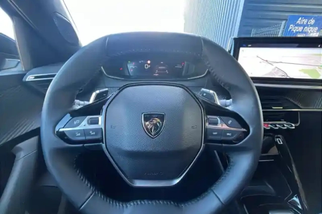Peugeot 2008 hybrid 136 e-dcs6 — photo 43
