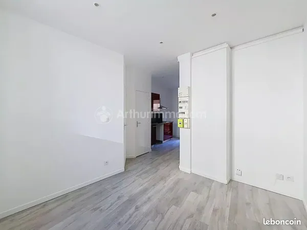 Studio 1 pièce 20 m²