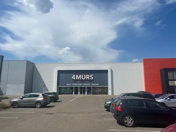 Local commercial 1656 m²