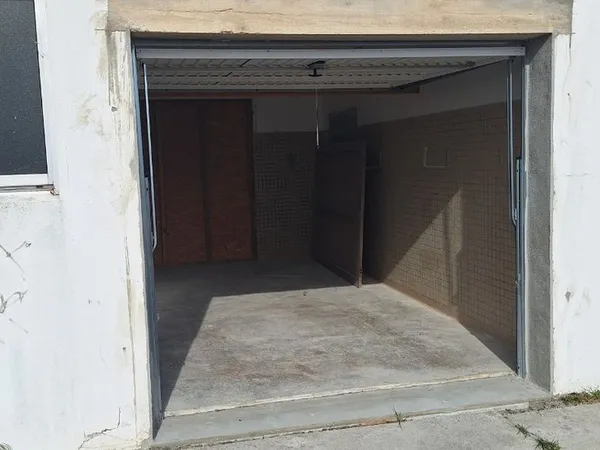 2 box à louer 22m2 chacun