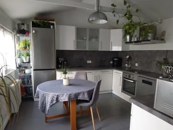 À LOUER - MAISON 70 m² AVEC JARDIN - CENON GARE