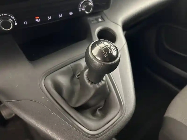 Peugeot Partner fourgon standard 650 kg bluehdi 100 s&amp;s bvm5 — photo 63