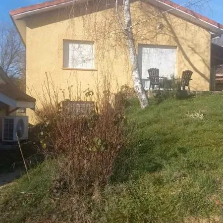 Location maison de village