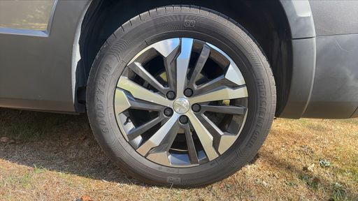 Peugeot Rifter Long 1.5 BlueHDi 130 EAT8 - GT Line – 2020 – 92688 km – Diesel – Boîte Automatique — photo 3
