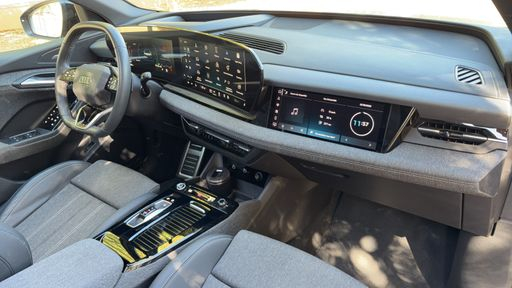 Audi Q6 e-tron 387 100 kWh Quattro - S Line – 2025 – 20407 km – Électrique – Boîte Automatique — photo 18