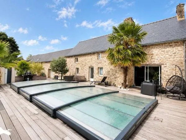 Longère ou corps de ferme 5 pièces 141 m²