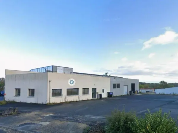 Local commercial 115 m²