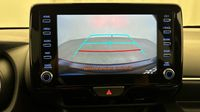 Toyota Yaris 116h Design 5p MY22 — photo 28
