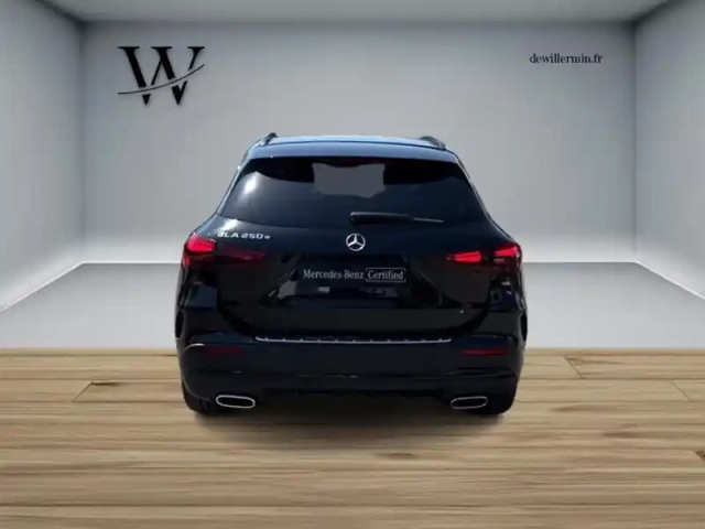 Mercedes Gla 250 e hybrid eq amg line — photo 6