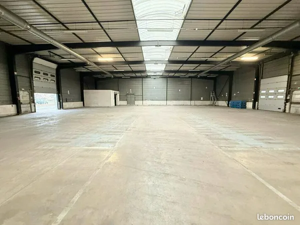 ENTREPOT - LOGISTIQUE 1487 m² VILLEPINTE