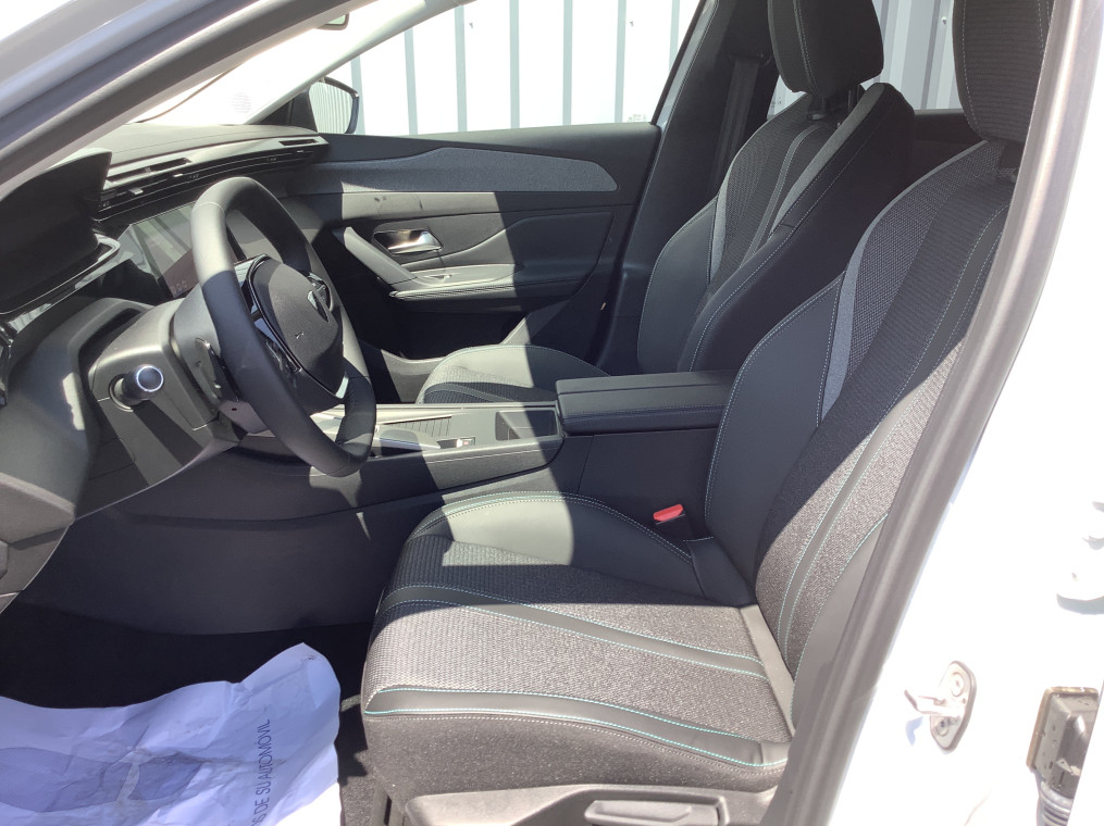 Peugeot 308 SW — photo 11