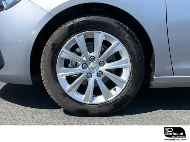 Peugeot 308 puretech 110ch s&amp;s bvm6 — photo 6