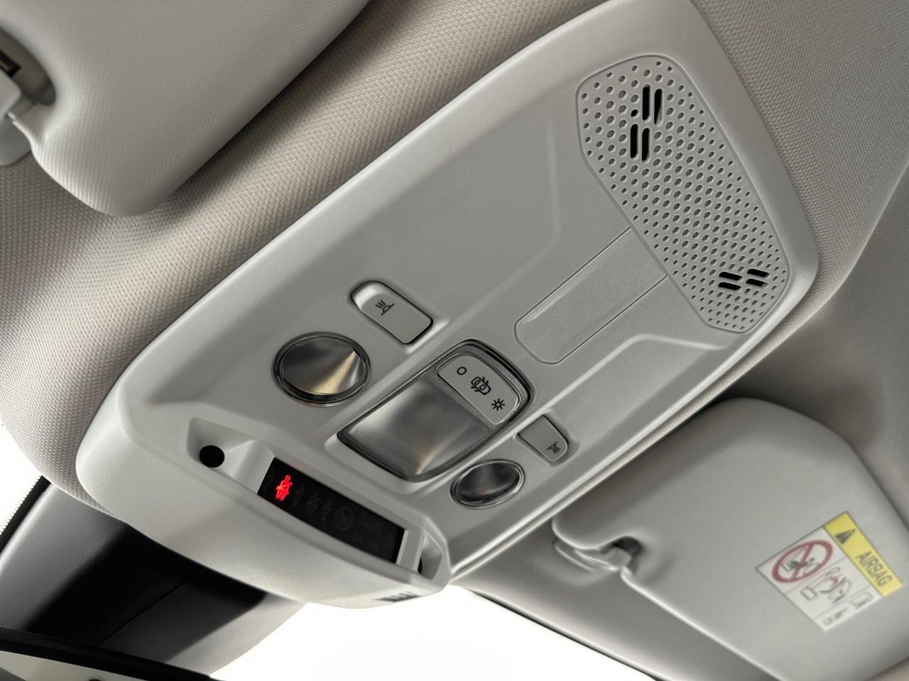 Peugeot 2008 puretech 100 s&s bvm6 allure — photo 32