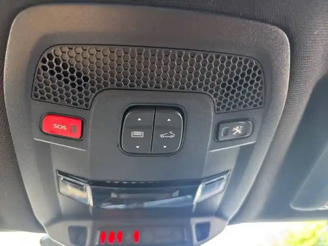 Peugeot 508 sw hybrid4 360 e-eat8 peugeot sport engineered — photo 18