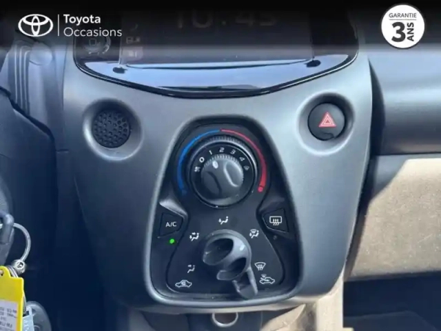 Toyota Aygo 1.0 vvt-i 72ch x-play 5p my20 — photo 14