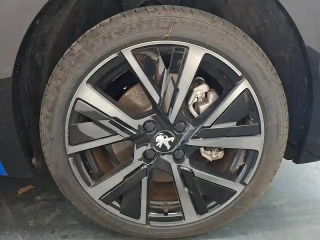 Peugeot 208 electrique 50 kwh 136ch — photo 7
