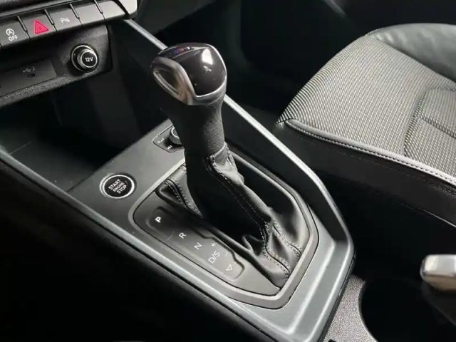 Audi A1 sportback 35 tfsi 150 ch s tronic 7 — photo 27