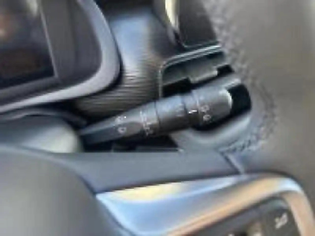 Jeep Avenger 1.2 turbo t3 100ch altitude — photo 5