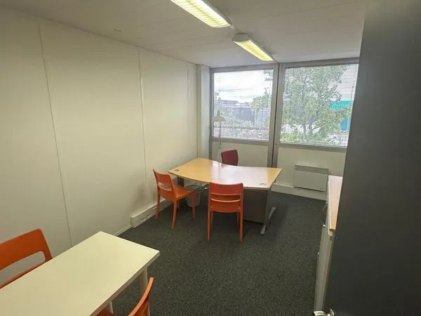 Bureau professionnel à louer