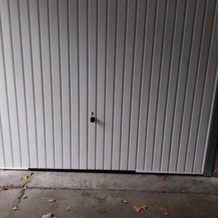 Garage 15m2 à Rillieux-la-Pape