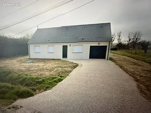 Maison récente 780