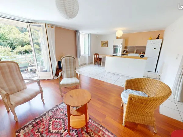 Appartement 4 pièces 77 m²