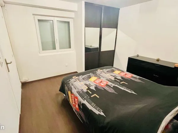 PRIX EN FORTE BAISSE pour cet appartement avec un esprit "Maisonnette" 60 m² rénové, climatisé - Ter
