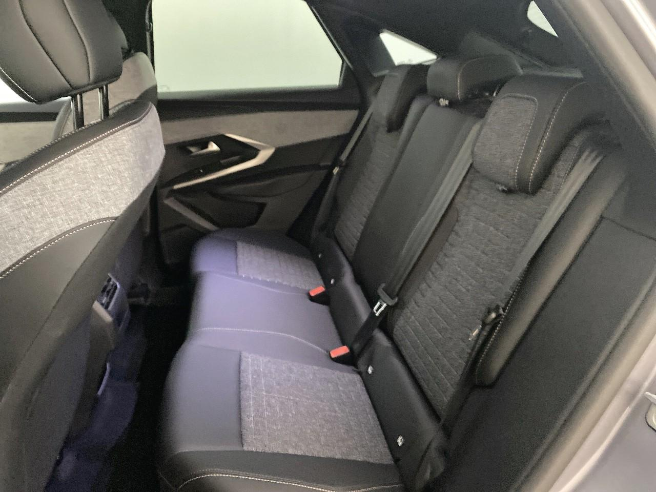 Peugeot 3008 hybrid 145 e-dcs6 allure — photo 10