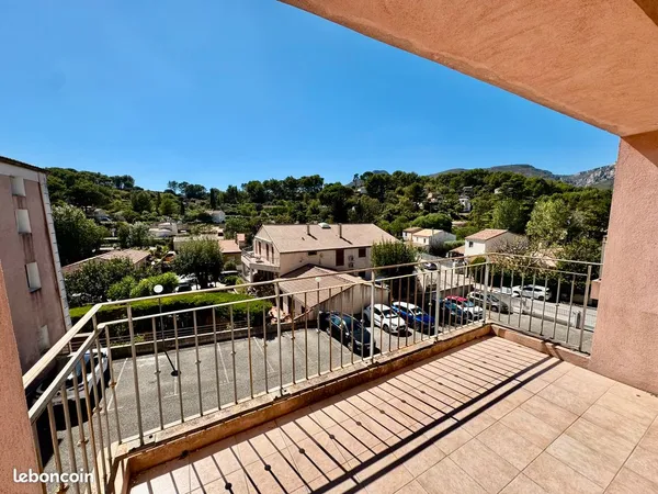 ROQUEVAIRE- Patio D'Anais APPARTEMENT T3, 56,51 M2 avec cave et Parking