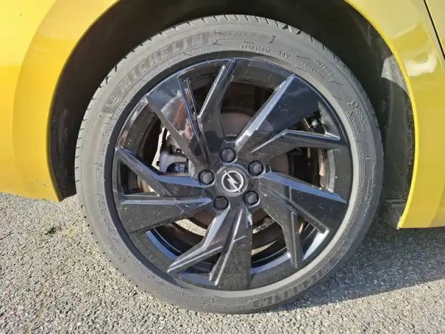 Opel Astra 1.2 turbo 130 ch bvm6 — photo 113