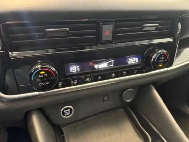 Nissan Qashqai mild hybrid 158 ch xtronic — photo 72