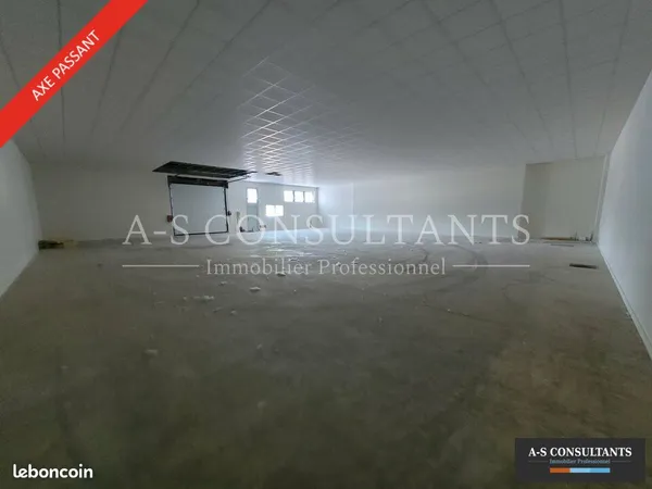 LOCAL D'ACTIVITE 371 m² SALAISE SUR SANNE