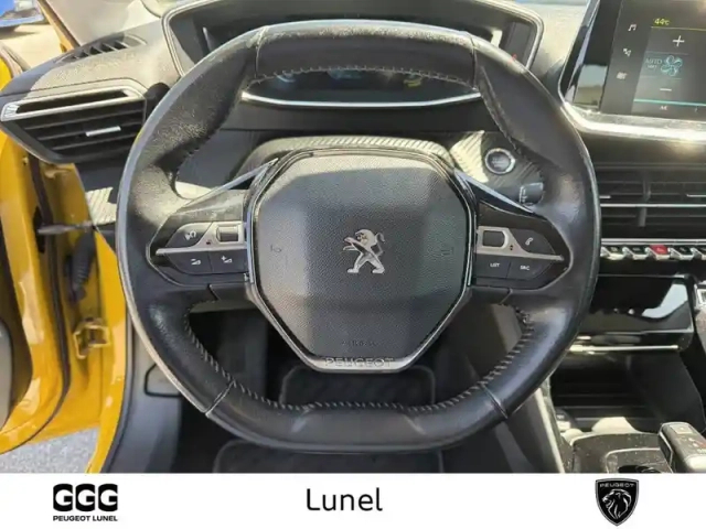 Peugeot 208 electrique 50 kwh 136ch — photo 13