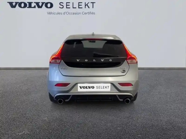 Volvo V40 t2 122ch r-design — photo 6