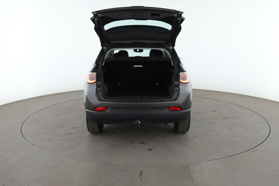 Jeep Compass 1.4 MultiAir Brooklyn Edition — photo 15