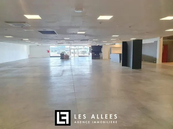 Boutique 855 m²