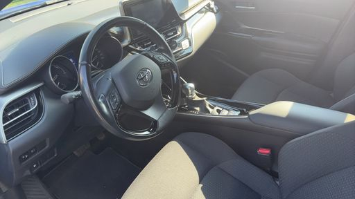 Toyota C-HR 1.8 VVT-i 122  Hybride 2WD CVT - Design – 2019 – 70409 km – Hybride essence – Boîte Automatique — photo 15