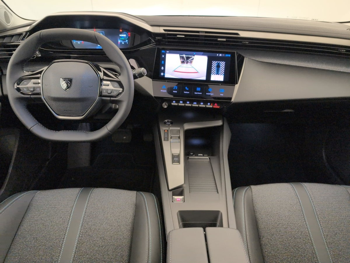 Peugeot 308 — photo 13