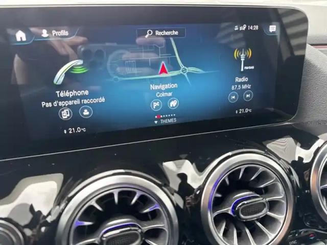 Mercedes Gla 200 progressive line — photo 20