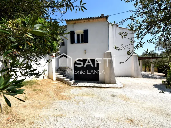 VENTABREN - Maison 126 m² - 5 300 m² de terrain - Piscine - Calme absolu
