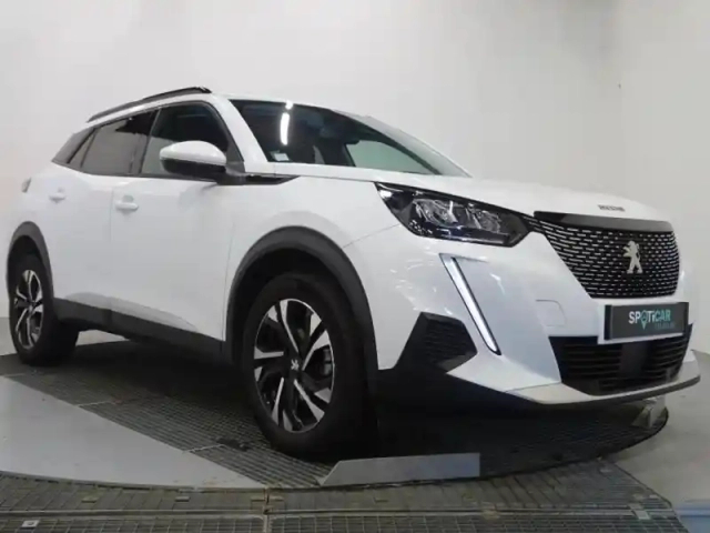 Peugeot 2008 1.2 puretech 130ch s&amp;s allure pack — photo 2